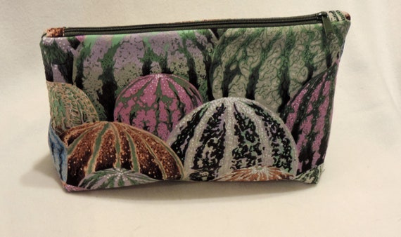 melon cosmetic bag, melon toiletry bag, summer fruit gift, gardener gift, earth lover gift, ready to ship bag, last minute gift