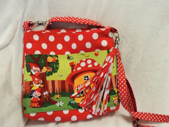 gnome Purse, gnome valentine purse, gnome red purse, red polka dot crossbody, spring gnome purse, gnome lover gift