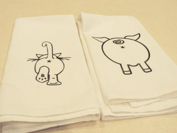 pig butt towel, pig butt art, cat butt towel, farmhouse decor, farm kitchen, funny towel, pig lover gift, cat lover gift, cat lady gift