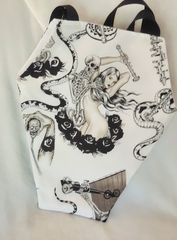 skeleton coffin bag, horror coffin bag, sexy goth purse, coffin purse, shaped casket bag, skull bag, halloween purse, halloween party