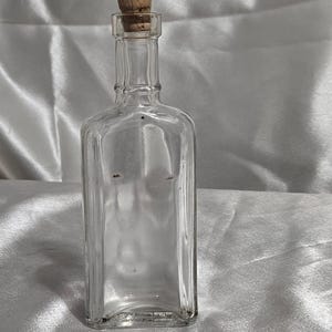 Vintage Clear Glass Medicine Bottle with Cork – Small Square Apothecary Extract Bottle – 1920s–40s