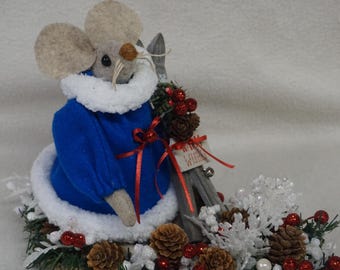 Handmade Winter Mouse Decoration, Blue Coat, Wooden Skis