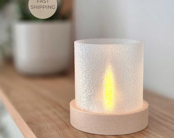 Portavelas LED esmerilado: soporte minimalista para velas escandinavas