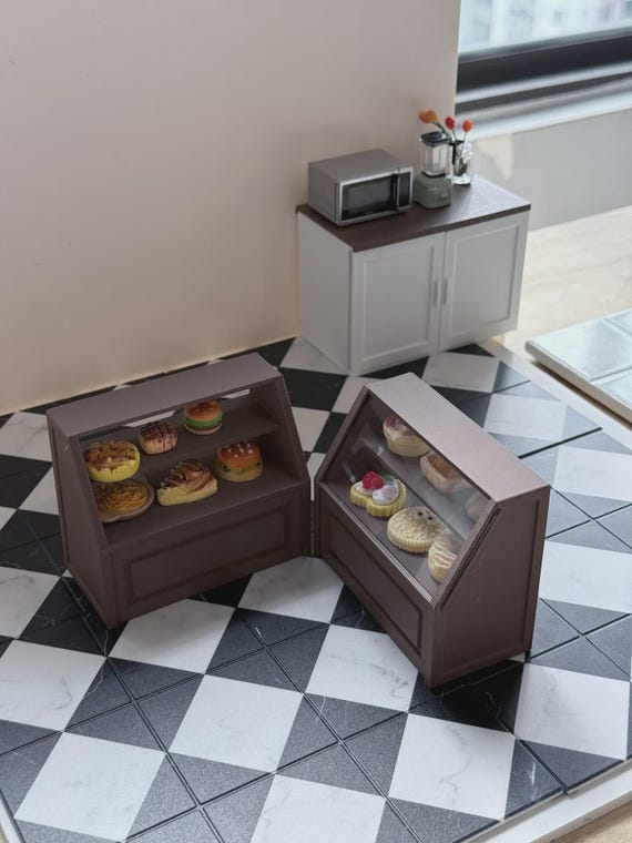 Armoire De Boulangerie Miniature 1/12 – Bois, Vintage, Présentoir Gâteaux – Maison De Poupée