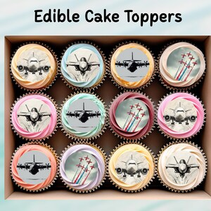 12 x essbare 5 cm Cupcake Toppers - vorgeschnittene Oblaten aus Papier, Pappe, Cupcakes, Kekse, Kuchen, Geburtstag, Flugzeug
