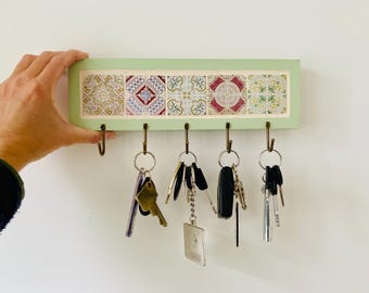 Wall-mounted key holder - key hook for wall - Gift - Housewarming gift - key storage - key holder - hook - Christmas - keys