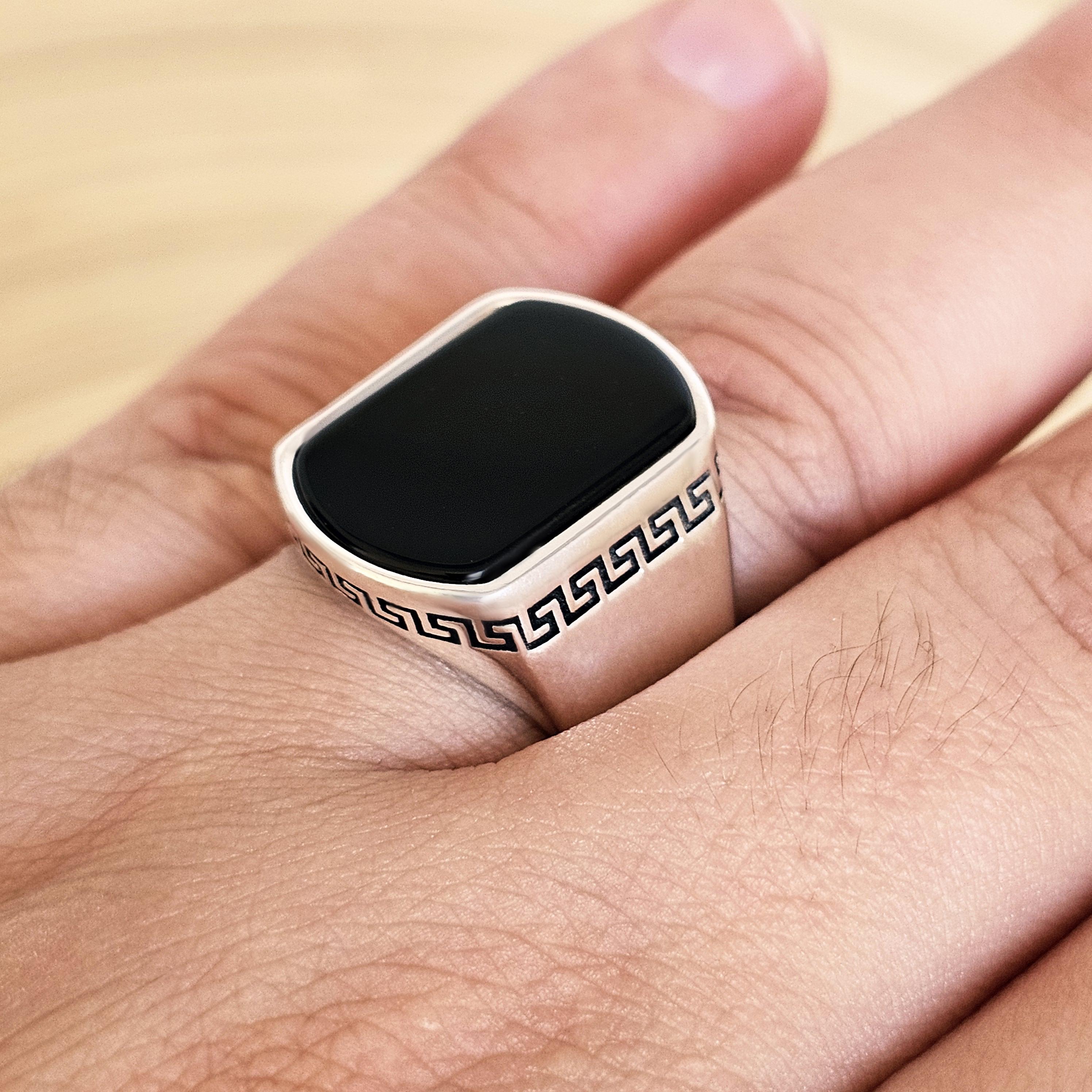 Men's Sterling Silver Rectangular Black Onyx Signet Ring With