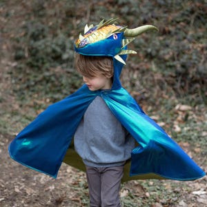 Dragon Cape Emerald Metallic, pretend play dressup, kids dressup, kids dragon costume, kids dragon cape