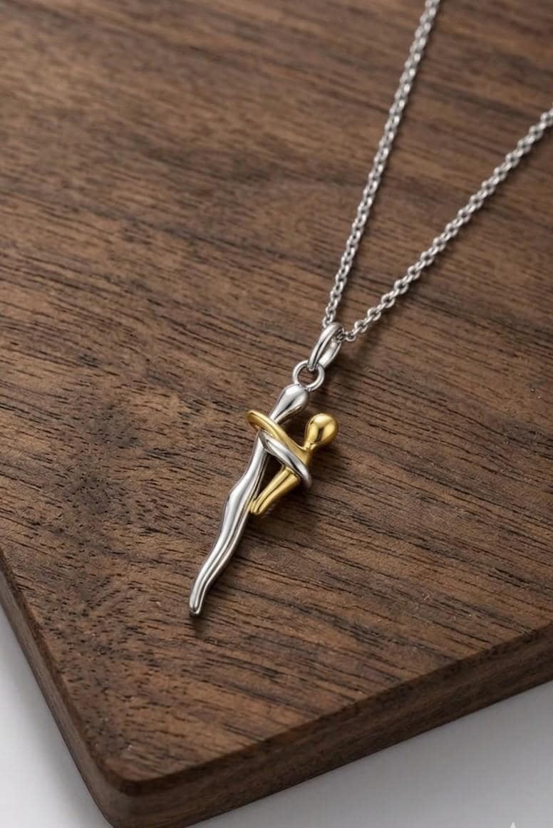 Collana In Argento 925 Con Ciondolo Abbraccio Famiglia – Regalo Elegante Per Anniversari E Matrimoni, Catena Regolabile