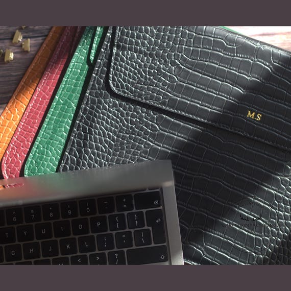 Personalised Laptop Sleeve, Custom Leather Laptop Case, Compatible with Macbook, Personalized Laptop Stand Cover, Secure Slim 13 15 inch