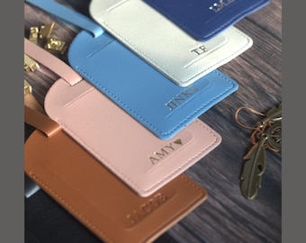 Personalisierter Leder Kofferanhänger, Benutzerdefinierter Name Reiseanhänger, Geschenk für Reisende, PU-Leder Taschenanhänger, Monogramm Anhänger, Benutzerdefiniertes Reisezubehör