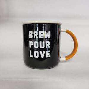 Starbucks Brew Pour Love Mug  12 oz Black Ceramic Coffee Cup  2016 Edition with Yellow Handle