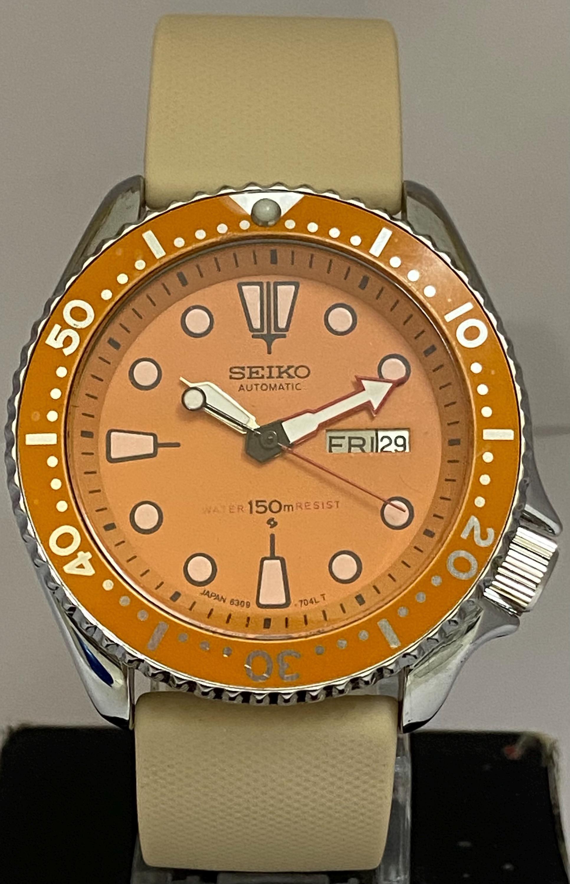 Excellent Vintage Seiko Diver 17 Jewels Day/Date Orange Dial Caliber 6309A Automatic Man's wrist Watch Japan Made Not Water Resistance