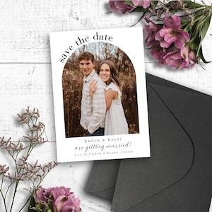 Gewölbte Elegante Save the Date Kartenvorlage