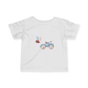 Cute Baby Car Tee - T-shirt dla niemowląt z cienkiego dżerseju, prezent dla malucha, prezent na baby shower, zabawna odzież dziecięca, urocze ubranka dla niemowląt