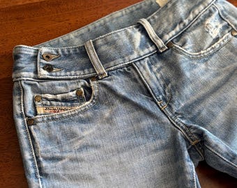 Vintage Diesel Cherone Belted Bootcut Jeans W24 – Made in Italy Double Button Waist Light Wash Y2K Low Rise Denim  Iconic Back Pocket Stitch