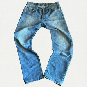 Vintage Levi’s 501 Jeans W34 L34 – Light Wash – Distressed Hem – Button Fly – Red Tab – Mid Rise – USA Model 0706 – Faded Denim