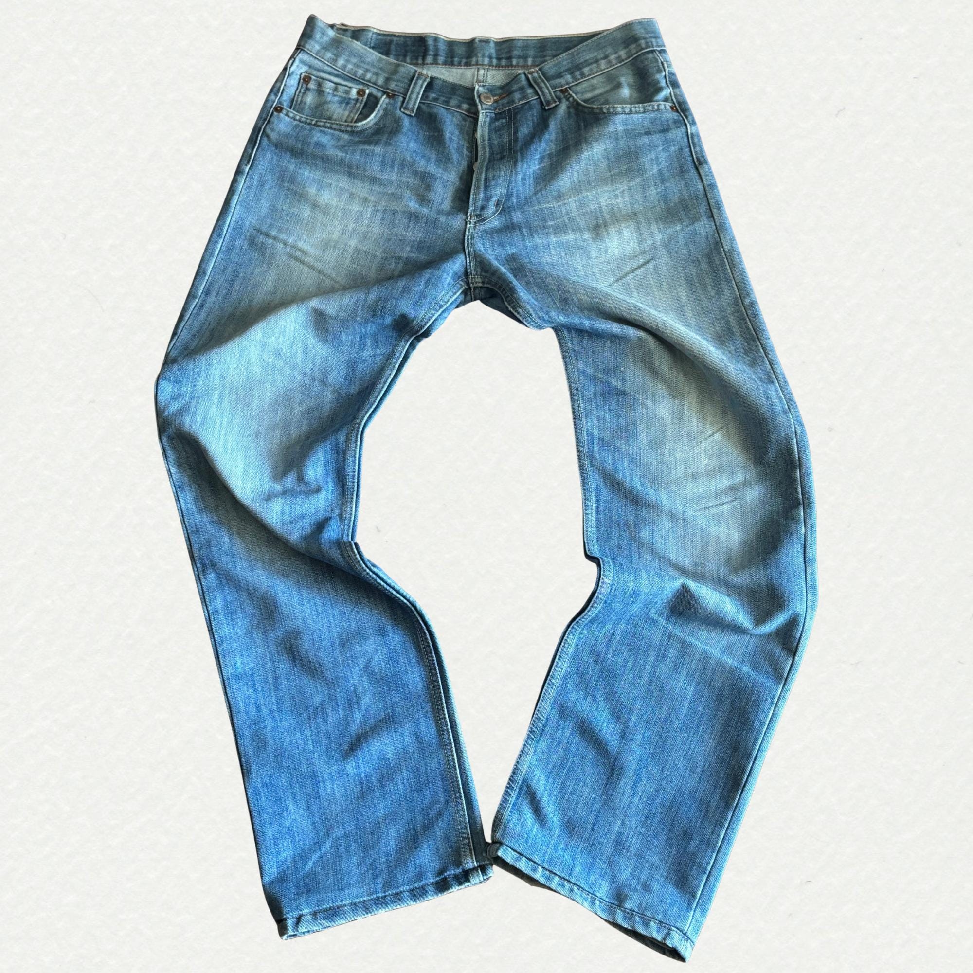 Vintage Levi's 501 Jeans W34 L34 – Light Wash – Distressed Hem