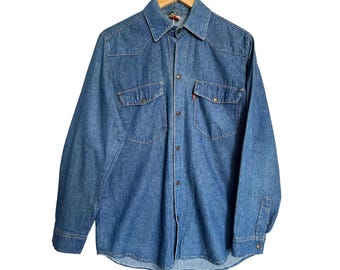 Vintage Levi's Westernhemd aus Jeans, Westernhemd mit Cherry-Druckknöpfen, rote Lasche, Männergröße M