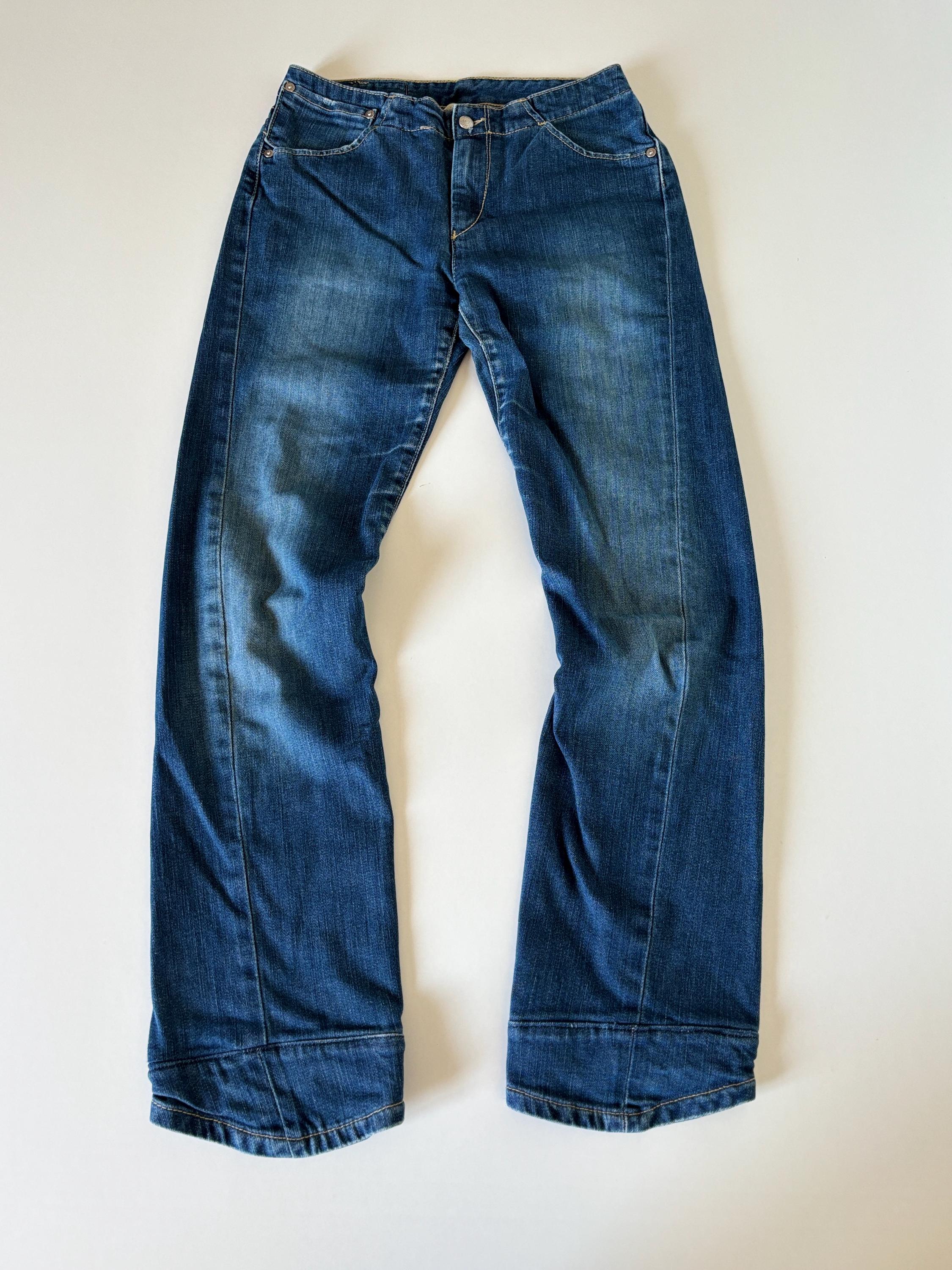 Vintage Levi's Engineered Jeans: Y2K Twisted Leg Denim, 28x34 - Etsy