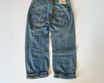 Vintage Levi's Engineered Jeans: Y2K Archive Denim, Straight Fit