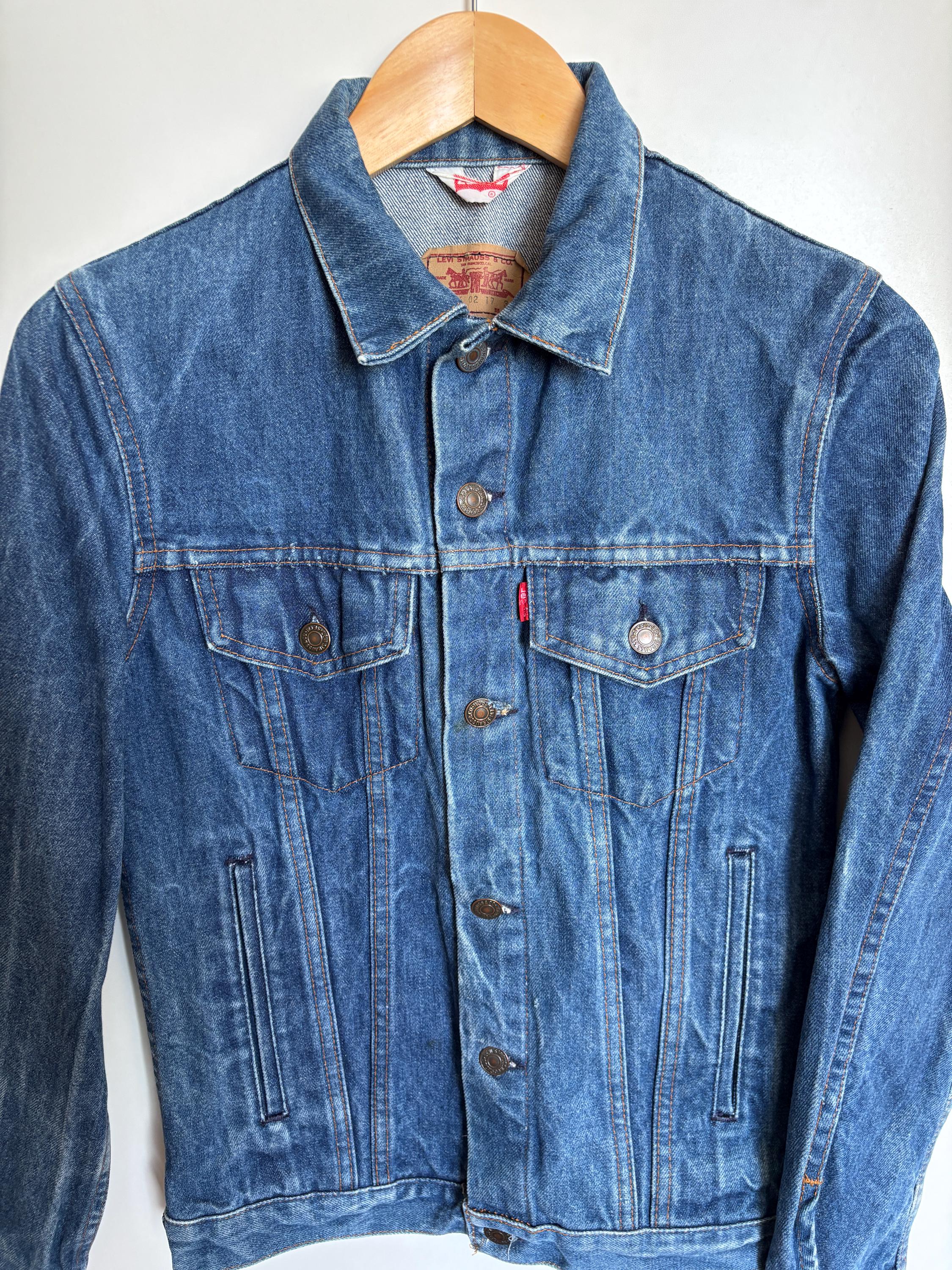 Vintage Levi's 70506 Denim Trucker Jacket - Made in France - Size