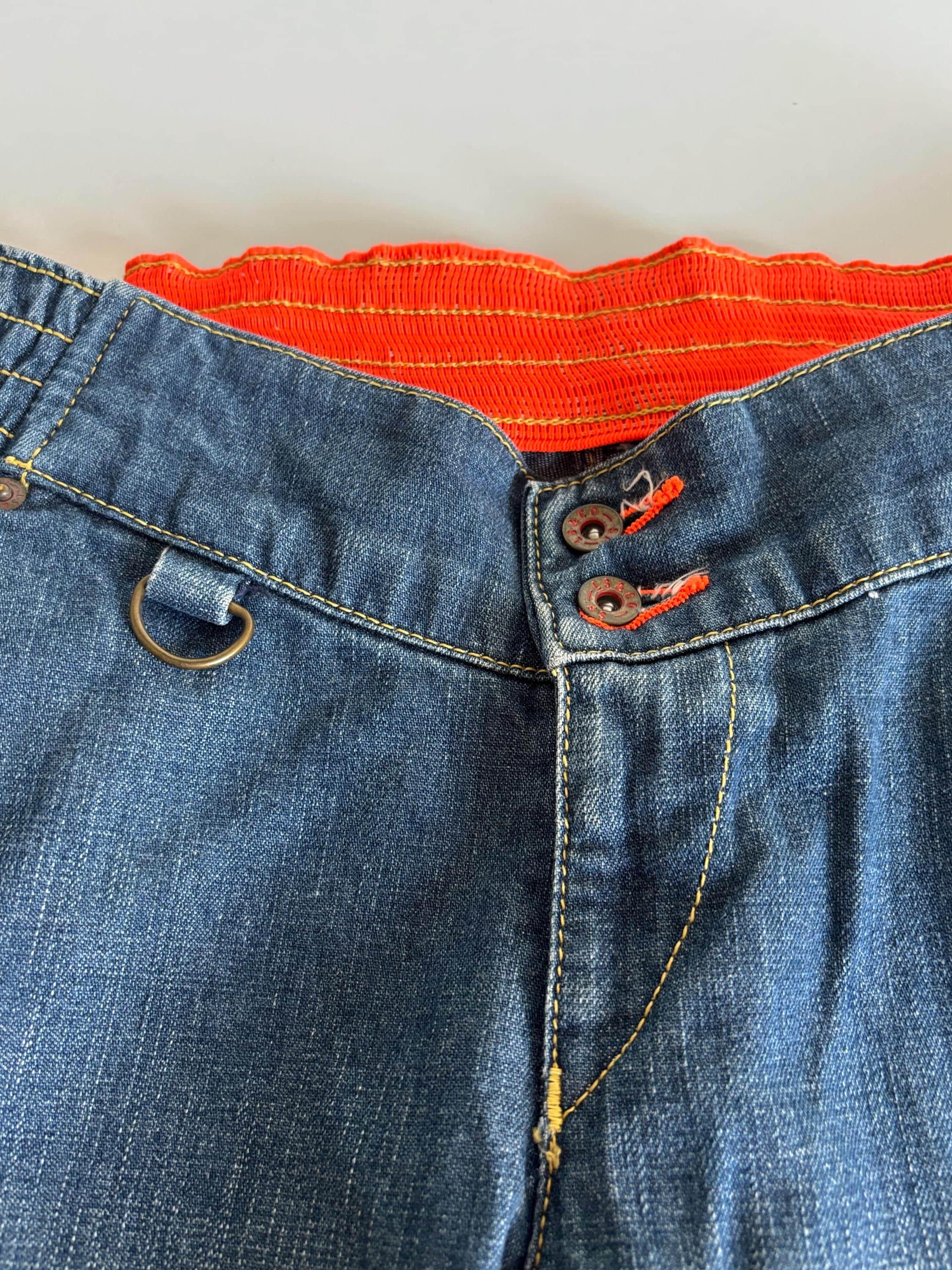 Y2K Levi's Engineered Jeans: Twisted Leg, Red Stitch, W26/W27 - Etsy
