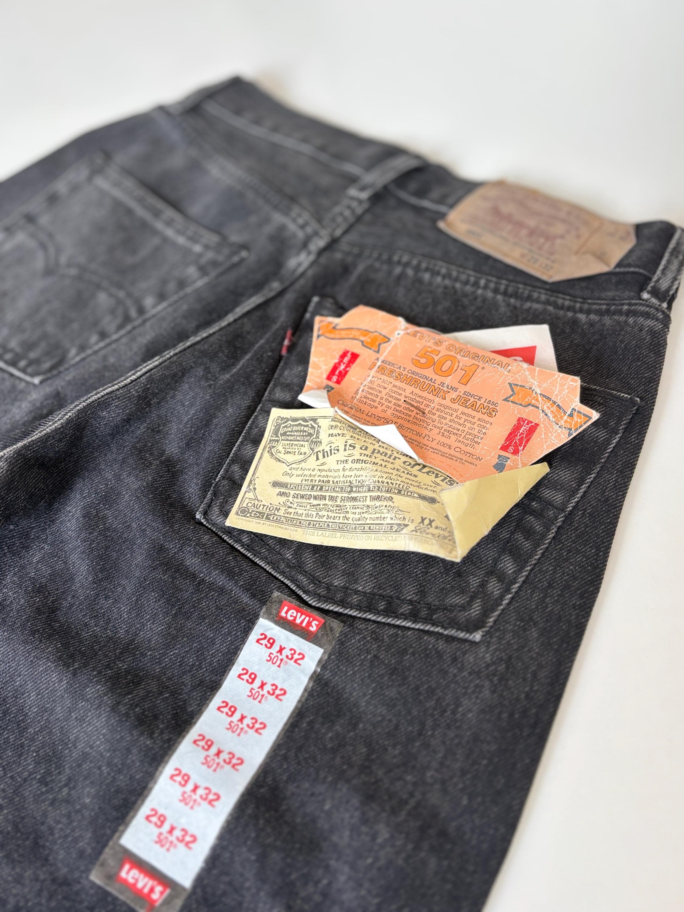 LEVI'S　501　irregular　Deadstock　W29L32 Vintage Levi's 501 Black Denim Jeans: 90s Deadstock Made in USA
