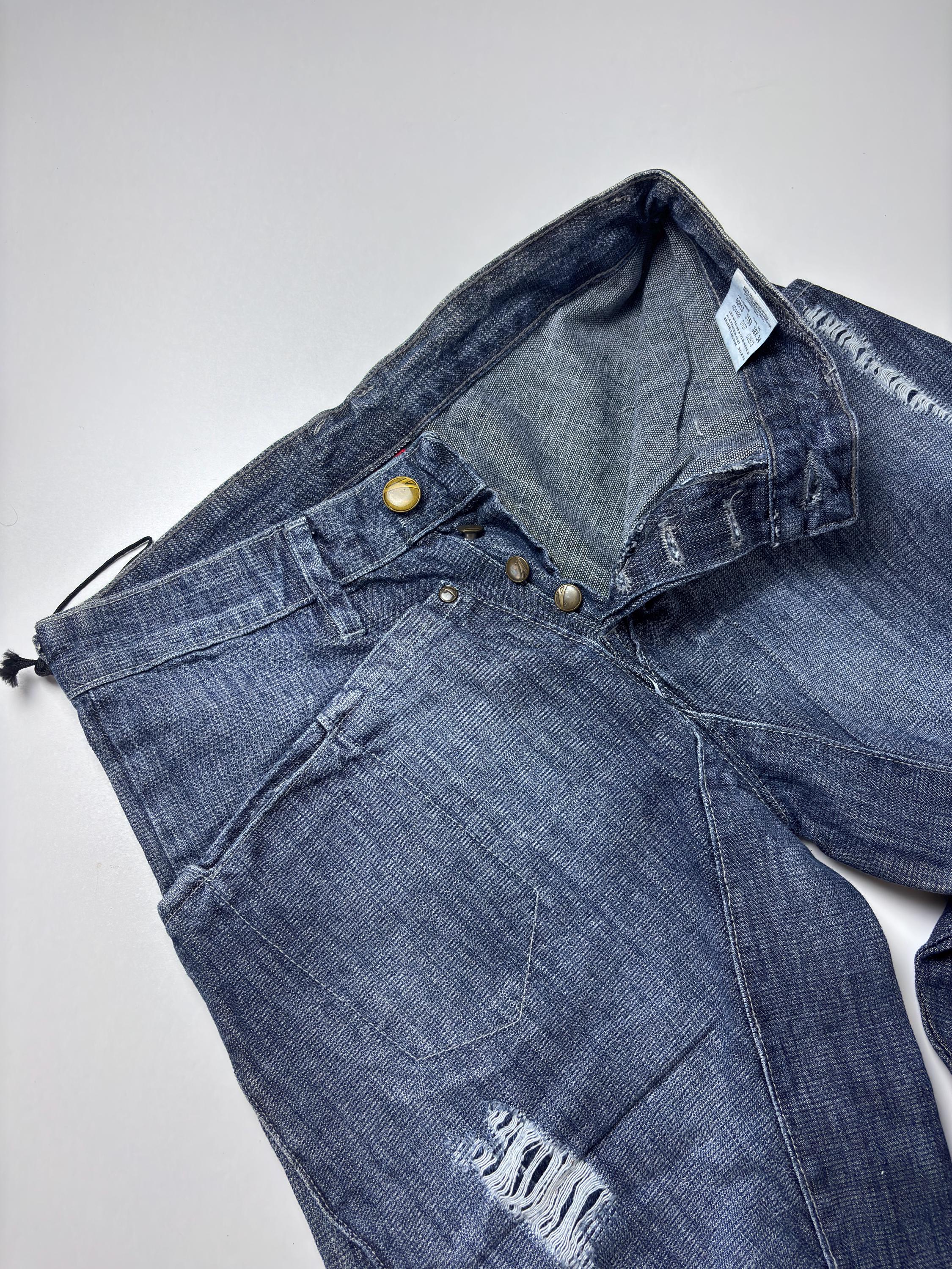 Vintage Levi's Engineered Jeans: Twisted Leg Distressed Denim (W38