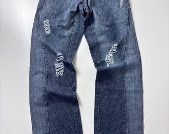 Vintage Levi's Engineered Jeans 32x34: Distressed Y2K Blue Twisted