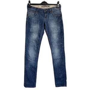Vintage 1999 LEVIS Engineered Jeans STRAUSS & CO the Leg