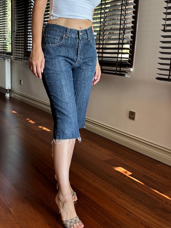 Vintage Levi's Capri Shorts W30: Double Red Tab E… - image 2