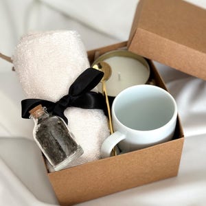 Selfcare Gift Box for Him, Personalized Care Package, Selfcare Gift Box for Her, Thank you Gift Box, Gift Basket with Candle, Hug in A Box