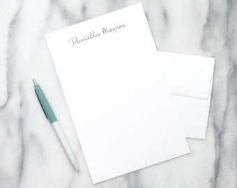 Personalized Letterhead with Envelopes for a Woman / Elegant Stationery Paper with Envelopes / Custom Letter Writing Stationary Paper