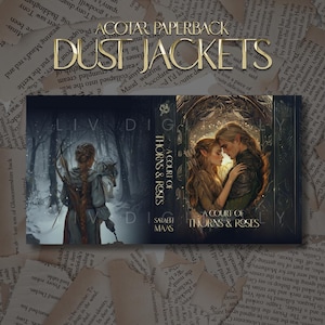 Może przedstawiać: Obwoluty w miękkiej oprawie ACOTAR. Okładka książki przedstawia kobietę z łukiem i strzałą w zaśnieżonym lesie oraz parę obejmującą się. Wyświetlany jest tytuł "A Court of Thorns and Roses".