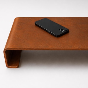 Monitorstandaard van cortenstaal | Minimalistische bureauverhoger | Handgemaakte moderne laptop- en computerstandaard