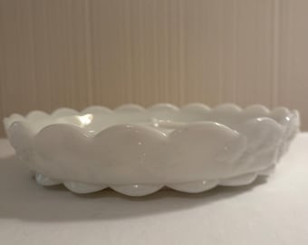 Vintage Milk Glass Divided Relish Dish, White Scalloped Serving Bowl, Three Section Candy Nut Dish, Farmhouse Kitchen Decor, Cottage Style