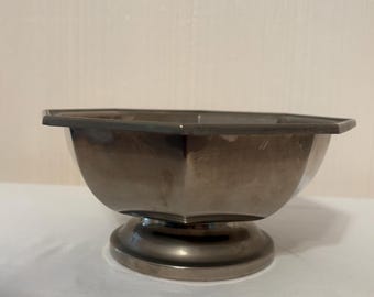 Vintage Silver-Tone Pedestal Bowl – Geometric Edge Catch-All Decor