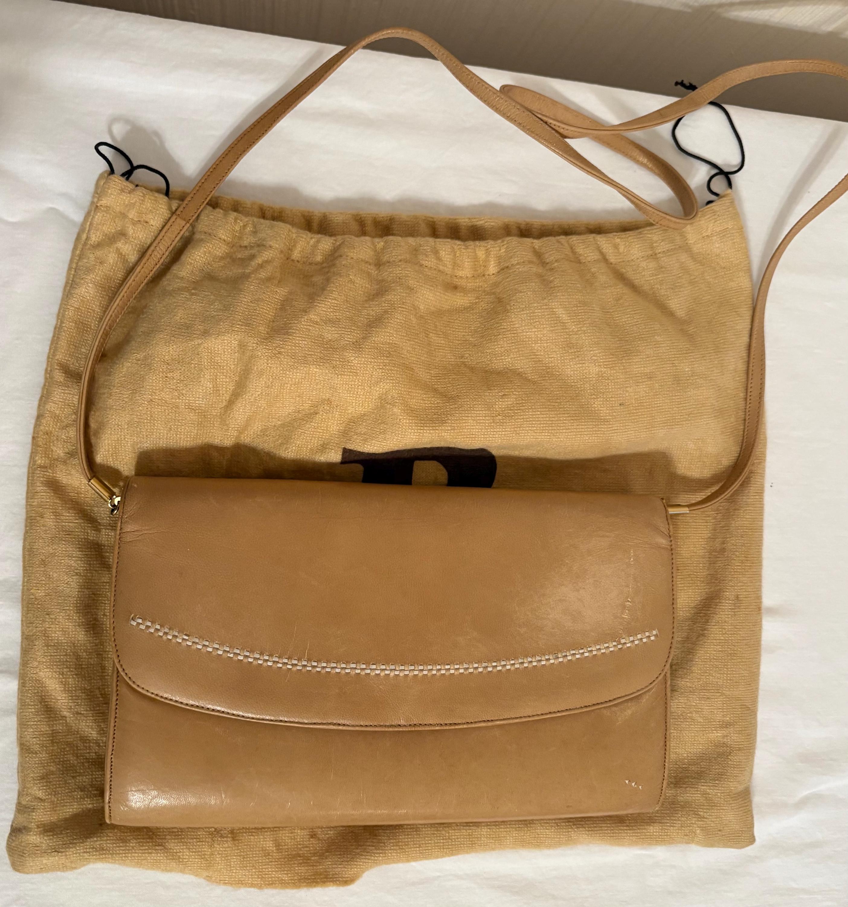 Slip-on Bally. In great condition. Original box, dust bag, and plastic. NEW Bally US 9.5 EU 40 Bronze Lampskin Leather Classic Pumps  main image 2