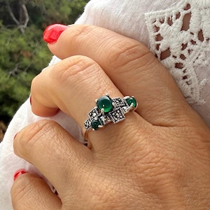 Art Deco ring met groene agaat, sterling zilver 925, accenten van marcasiet, geoxideerde afwerking