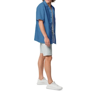 Unisex Geometric Print Button-Up Shirt – Blue Pattern Short Sleeve Casual Shirt