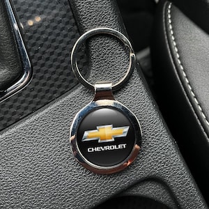 Chevrolet Camaro Custom Metal Keychain | Personalized Car Key Fob with Embossed Logo | Muscle Car Gift for Him | Stylish Auto Accessory