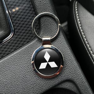 Mitsubishi Metal Keychain | Durable Leather and Key Fob | Unique Personalized Gift for SUV Drivers | Stylish Auto Keyring for Daily Use