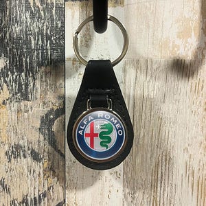 Alfa Romeo Giulia Metal Keychain | Custom Car Keyfob Gift for Men | Luxury Sports Sedan Keyring | Car Accessory for Alfa Lovers