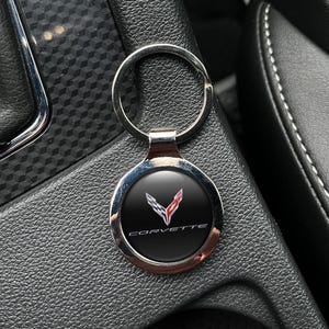 Metal Keychain Chevrolet Tahoe SUV Keychain | Personalized Metal and Leather Key Fob | Gift for Family Car Drivers | Custom Chevy Accessory