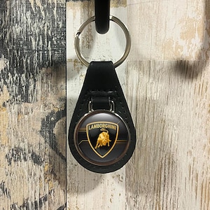 Lamborghini Keychain | Detailed Metal of Iconic Wheels | Personalized Lamborghini Car Key Fob | Unique Gift for Drift and Track Day Drivers