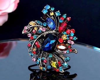 Vintage Style Floral Brooch Pin, Art Deco Crystal Flower Brooch, Elegant Rhinestone Lapel Pin, Sparkling Vintage Jewelry Gift,  2 Colors