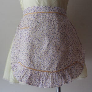 Vintage Childs Handmade Apron, Vintage Childs Apron, Vintage Fabric Apron, Vintage Apron