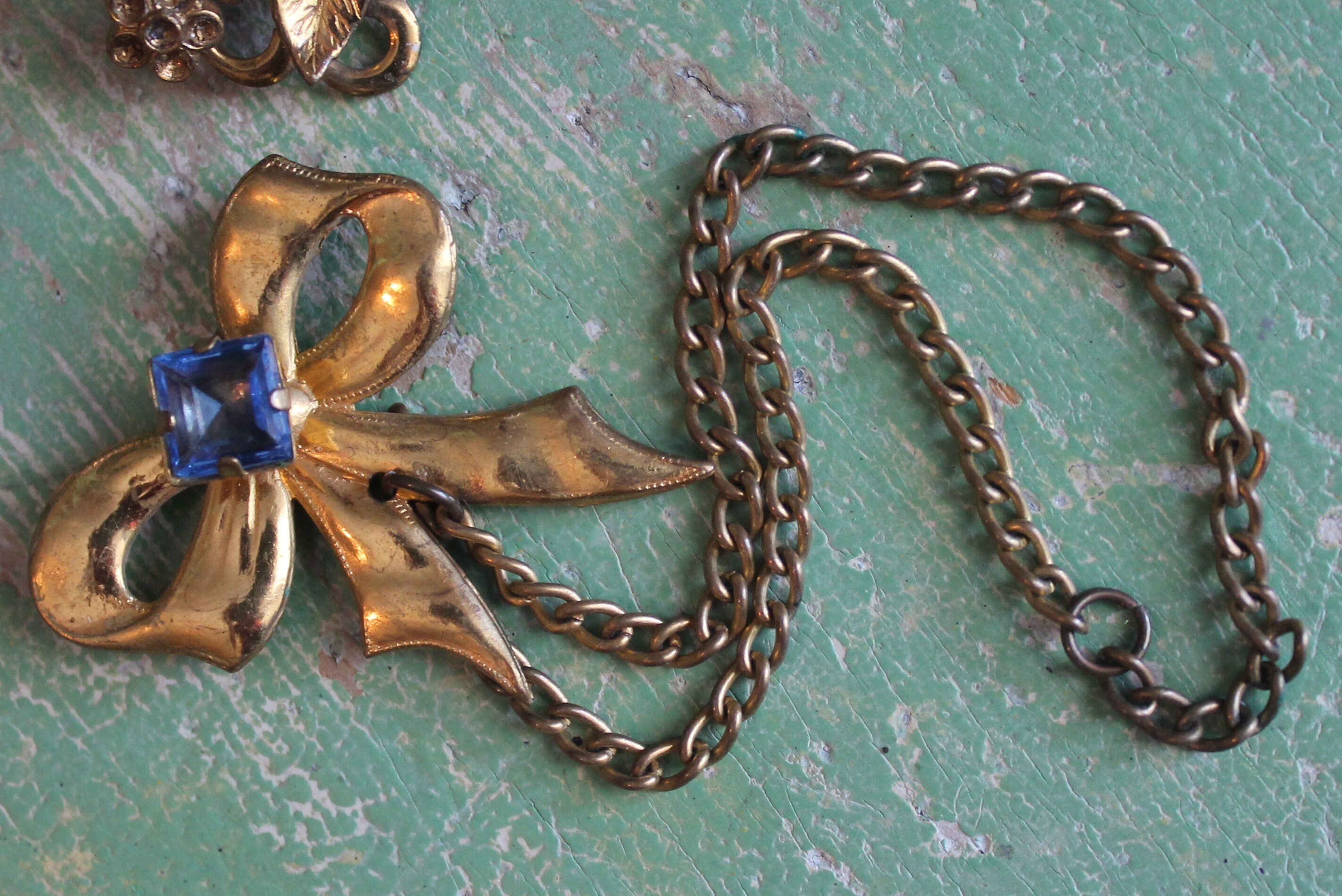 Vintage Gold Tone Brooches Vintage Costume Jewelry Brooch Etsy México