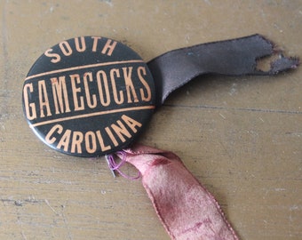 Vintage College Football South Carolina Gamecocks Pin Back Button, Vintage South Carolina Gamecocks Pin Back, Vintage College Football